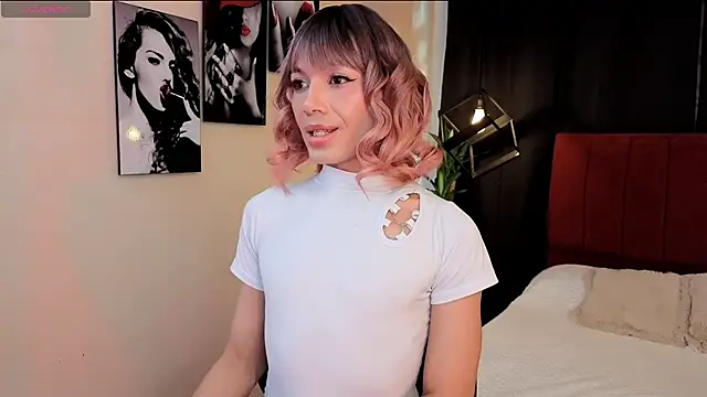 Megan Do Santos online show from September 30, 8:09 pm