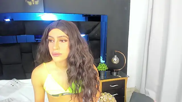  cat 18 online show from December 8, 8:06 pm