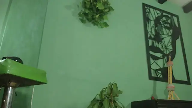 thirstymoonxx online show from September 14, 3:12 am