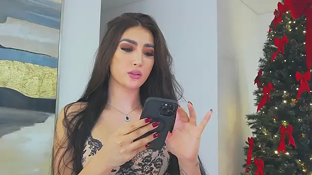 Snapshot of _BellaDonna_ chatting on December 21, 2:09 am  BellaDonna  online show from December 21, 2:09 am