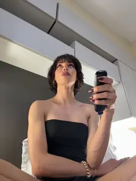 Carlita cute online show from June 18, 9:14 am