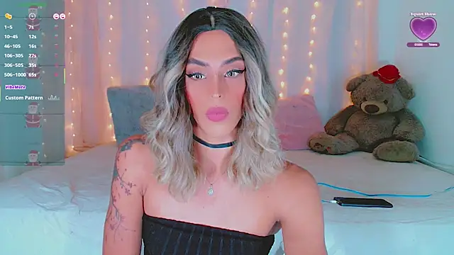 AlanaBekeer online show from December 19, 10:37 pm