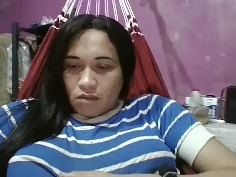 Snapshot of iaradias chatting on October 16, 8:41 pm iaradias online show from October 16, 8:41 pm