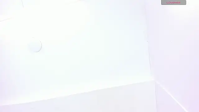 DaphneLloyd online show from December 11, 7:36 pm