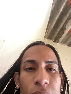 AlexaWarner online show from February 18, 4:04 pm