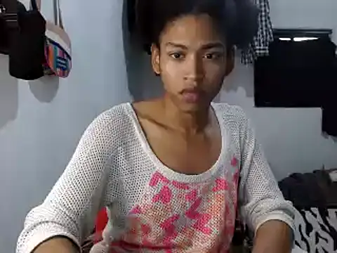 miriam775 online show from December 22, 8:14 pm