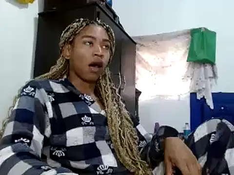 miriam775 online show from December 30, 12:42 pm