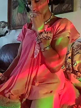 gurlnips online show from September 25, 3:08 pm