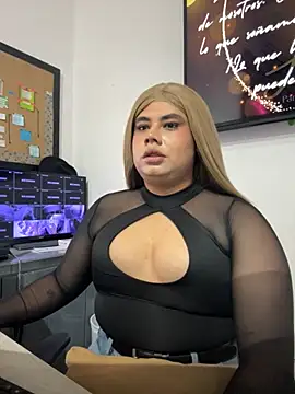 Tom Silver   online show from October 18, 4:49 am