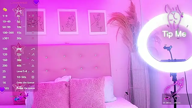 EIMY BRIGHT online show from November 12, 2:16 pm