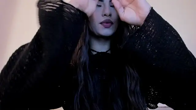 Sophia Cambpell online show from February 5, 9:42 pm