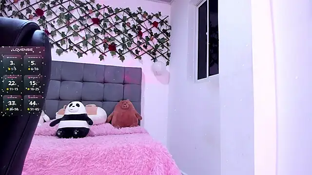 Lilith Miller21 online show from September 18, 5:35 am