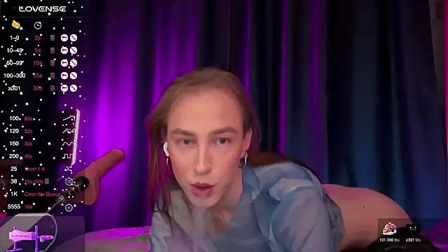 Avril Pearly  online show from December 19, 1:49 pm