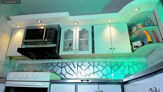 Riley Blue online show from February 24, 8:47 pm