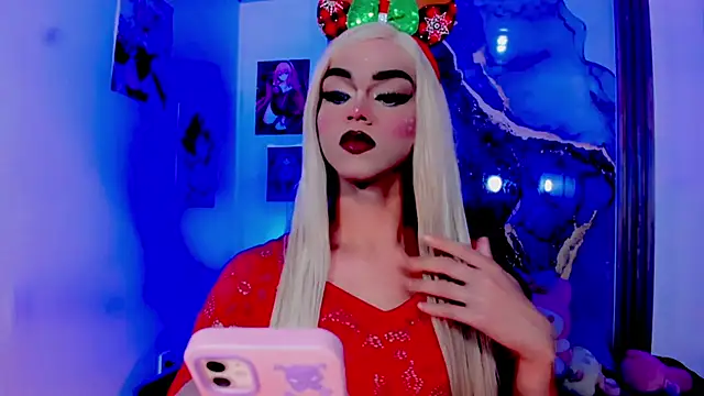 Elissa taylor  online show from December 4, 9:30 pm