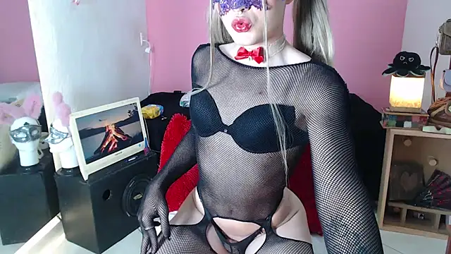 emmily lee online show from October 30, 10:58 am