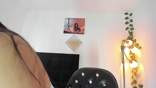 kattadoll online show from September 13, 9:20 pm