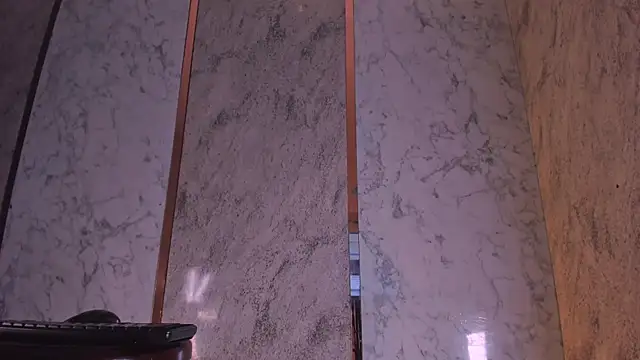 Keila Mendoza online show from November 11, 1:46 pm