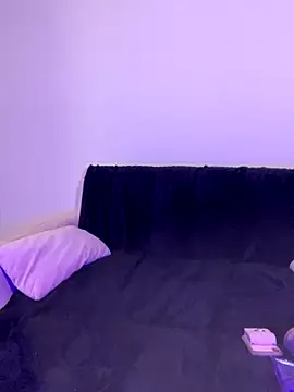 PeacockGoddess online show from September 17, 11:43 pm