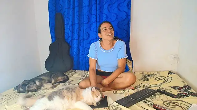 Oh Tique online show from November 25, 3:14 pm