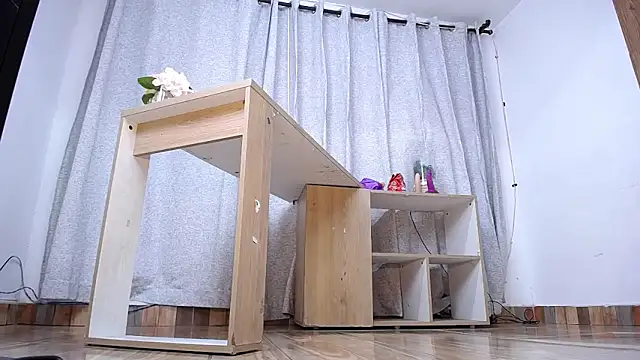 Kathleen Rodriguez online show from November 10, 11:11 am