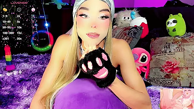 dollswit01 online show from November 29, 1:29 am