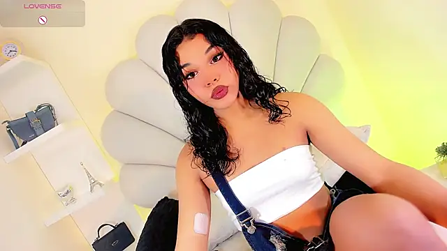 ValentinaMarinn online show from September 27, 9:13 pm