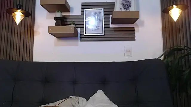 rihannagil online show from February 10, 3:57 am