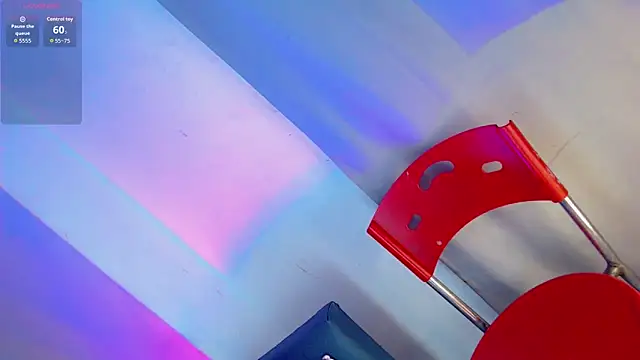 pinkscreens online show from February 7, 10:16 pm