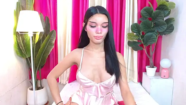 Notaestheticallykylinee online show from April 9, 5:09 am