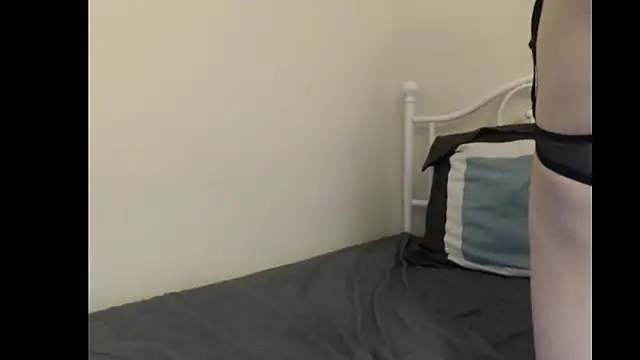 lyssaxoxx online show from December 17, 9:05 pm