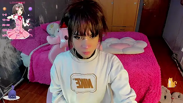 SeraphineADC online show from December 13, 1:37 am