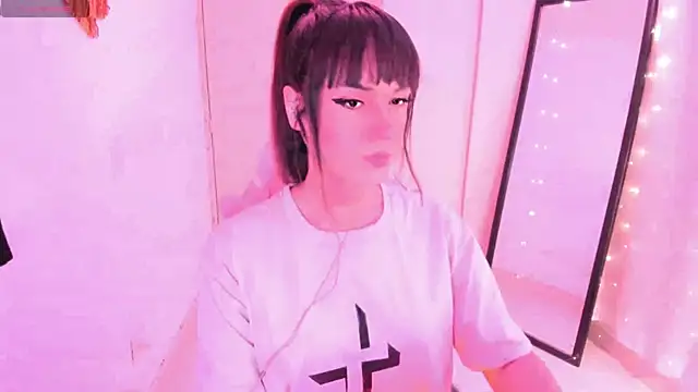 SeraphineADC online show from April 16, 3:51 am