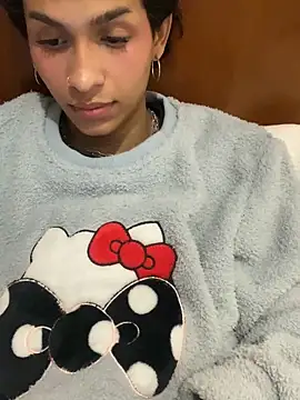 Snapshot of Abby_bella09 chatting on December 5, 10:39 pm Abby bella09 online show from December 5, 10:39 pm