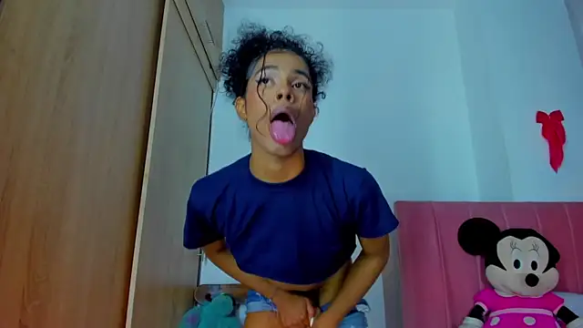 bloom444 online show from December 15, 3:45 am