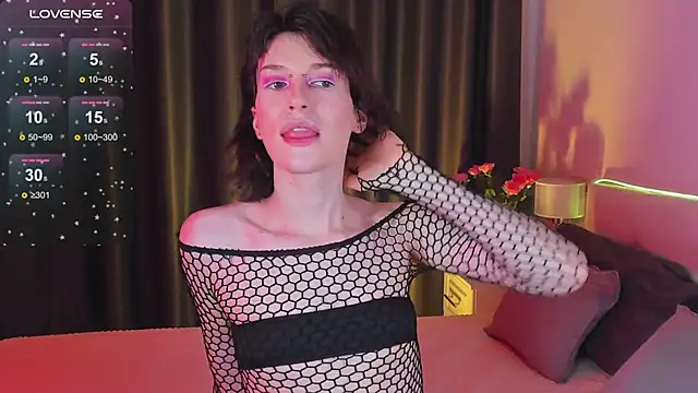 Kolette Gray online show from January 17, 3:32 pm