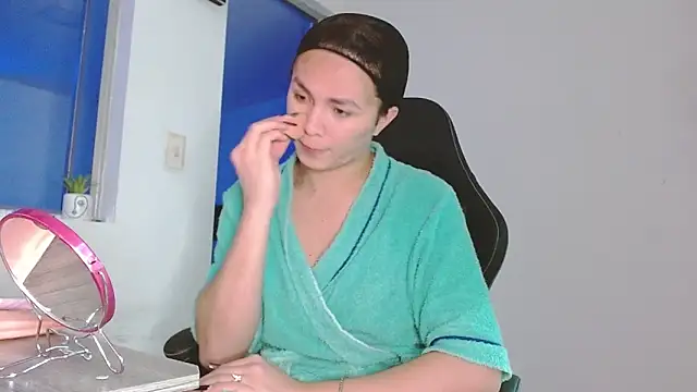 giuliana andrade online show from March 26, 12:25 am