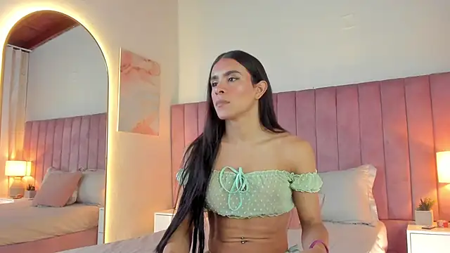 Aleja arango1 online show from January 27, 4:11 pm