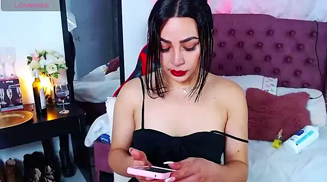 rubyylowell online show from January 16, 1:04 pm