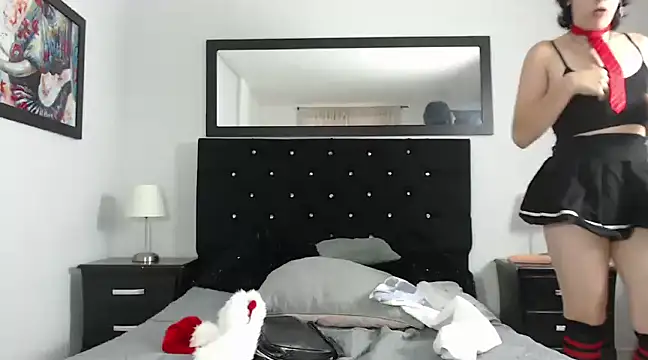 Caitlynwheler online show from December 26, 8:21 pm