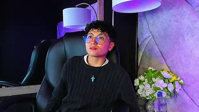 Im Mathias online show from April 22, 1:12 am