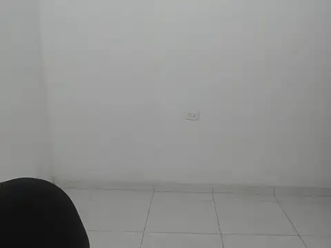 estefania224 online show from April 14, 11:43 pm