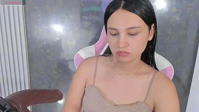 lana boomer online show from March 28, 9:06 pm