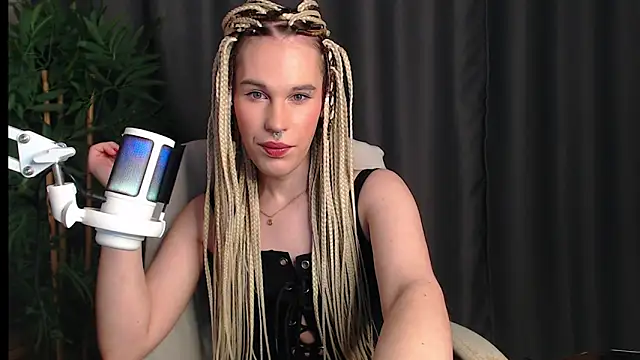 Cassie Bae online show from November 26, 6:54 pm