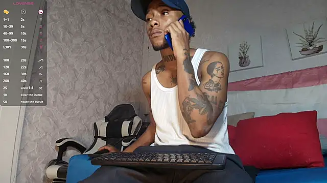 JhonyMiller  online show from July 29, 8:40 pm