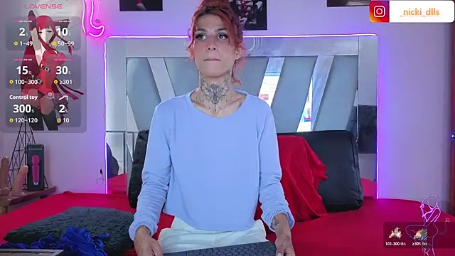 supradoll online show from December 17, 7:41 pm