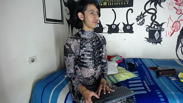 boysLittle online show from October 24, 2:27 am