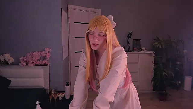 foxy jpg online show from April 12, 9:29 pm