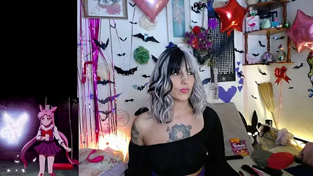 purplekattlyn online show from March 28, 1:07 am