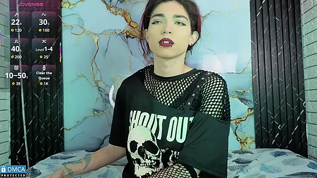 MaeveKuro online show from October 13, 3:19 am